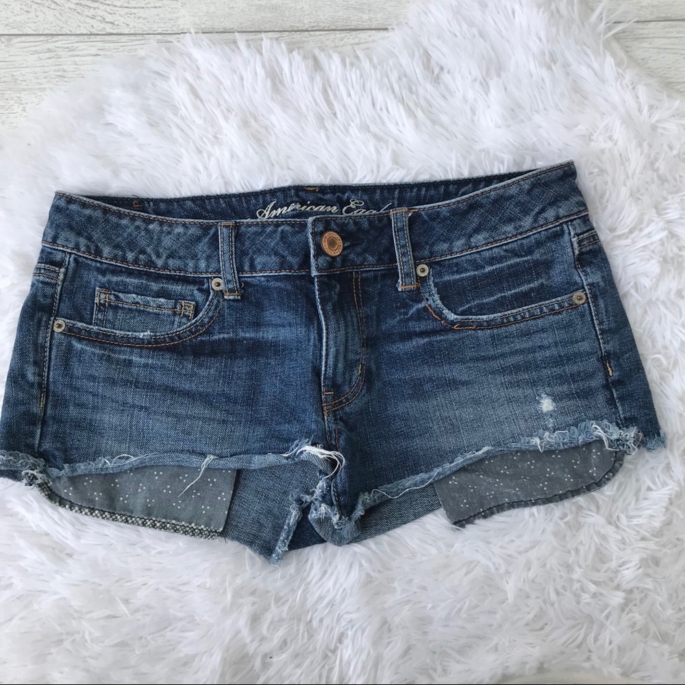 American Eagle sz 6 Distressed Cut Off Shorts